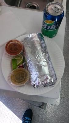 Delicioso burrito de asada para agarrar energia