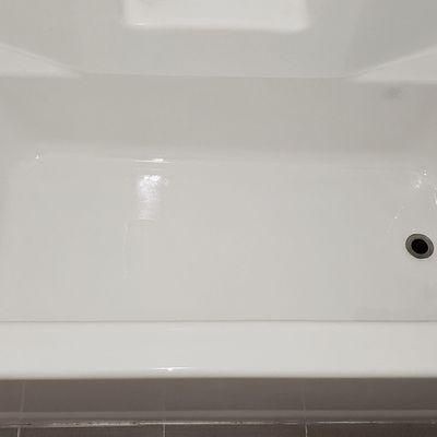 Don't replace the tub, we can restore, you can save money.
wvhbathtub.com
Tell 916-848-85-72
Call now
Free estimate
