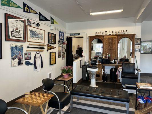 Don's Daughter Donna's Barber Shop
