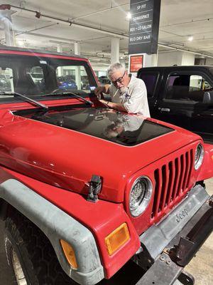 Popping silver stripes for a completed look.   Thank you!