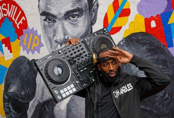 DJ Handles