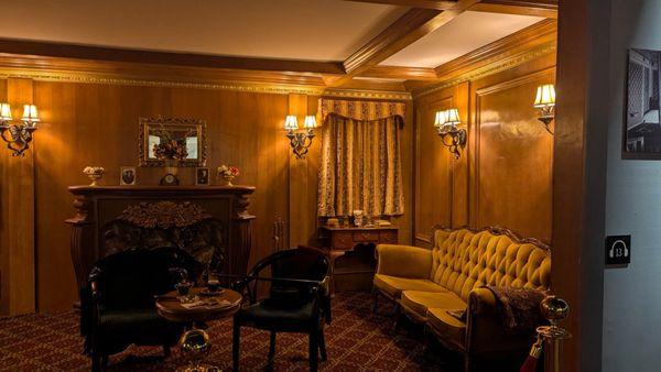 Beautiful first class parlor