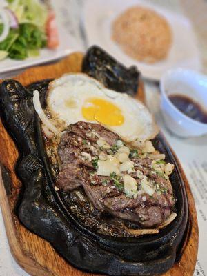 Sizzling filet mignon