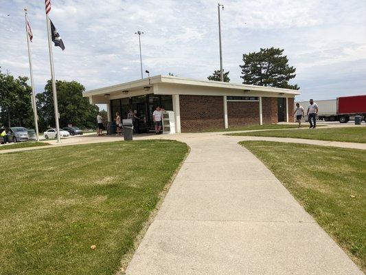 Wapakoneta Rest Area 7-25