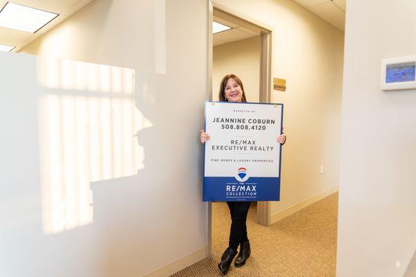 Jeannine Coburn - Remax