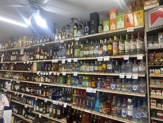 El Toro Gas & Liquor