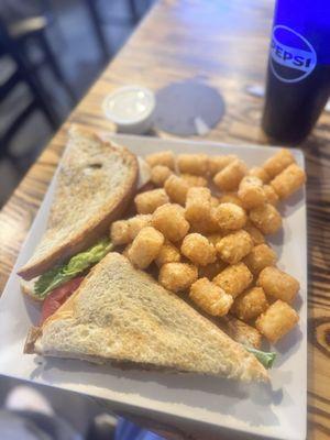 Harry's Sports Bar & Grill