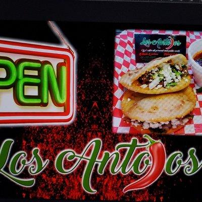 Los Antojos Food Trailer