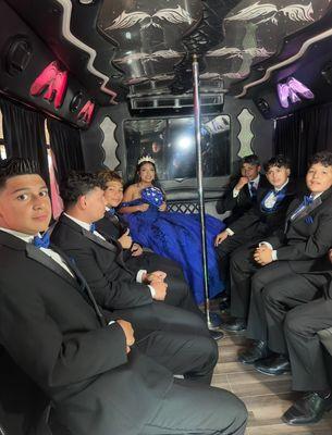 Luxus limousine and party bus