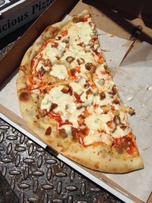Buffalo chicken pizza is on point