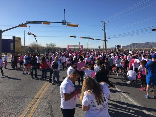 We were in the way back to start... do you see how far the start is? Crazy!