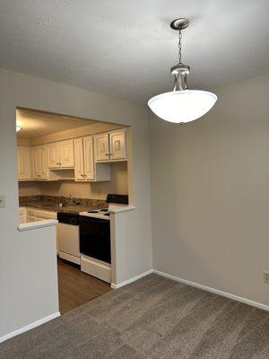 Gorgeous apartment with new upgrades in Parma!!!