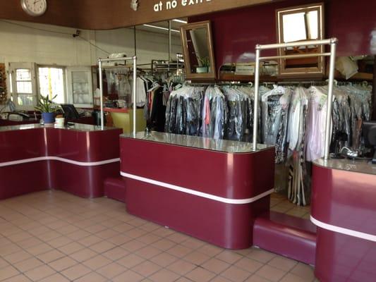 Exquisite Dry Cleaners