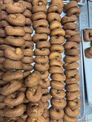 Brooten's Famous Cake Donuts!