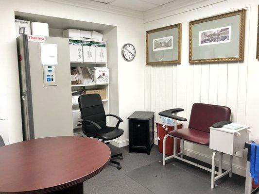 The lab for patients is neat and clean