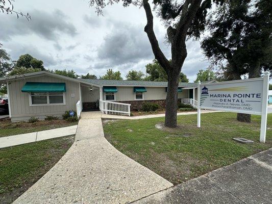 Personable. Attentive. Family-forward. Dr. Alejandro Nieves and Dr. Dr. Bhavya Paranthaman are dentists who believes in maki...