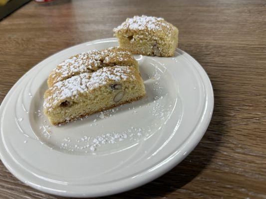 Biscotti while we wait