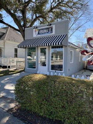 Virginia St Snoballs