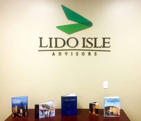 Entryway to Lido Isle Advisors