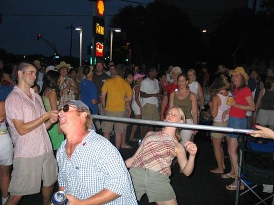 Shell Fest... ice... cold... beer... Shell Fest