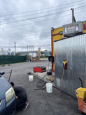 Emely's Tire Services