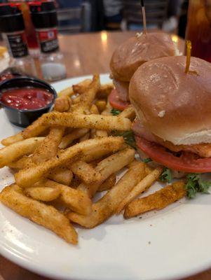 Fort Mitchell Public House Bar and Grill