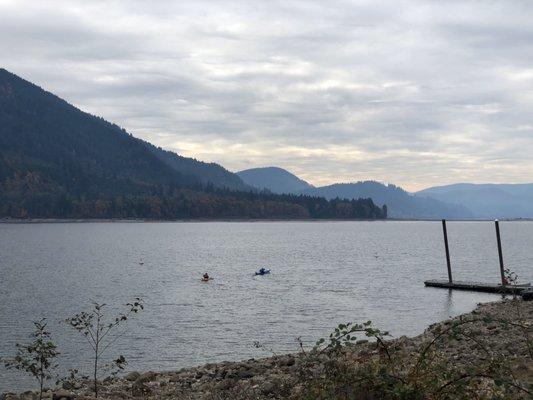 Saddle Dam / Yale Lake