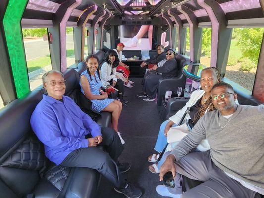 Try Diamond Limousines & Transportation