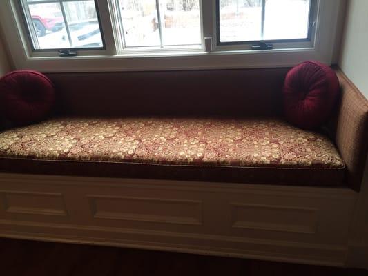Reupholstery of a kitchen window seat