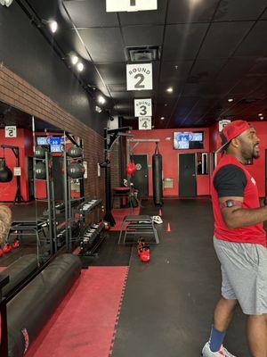 9Round Kickboxing Fitness