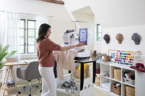 Brother PR680W 6 needle embroidery machine