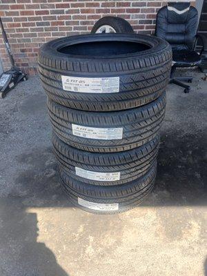 BB & B Brother's Tires