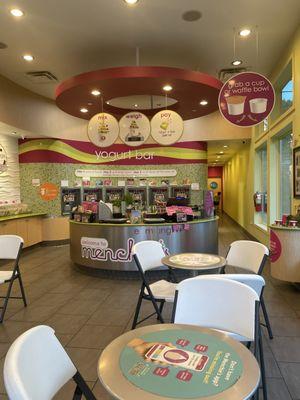 Menchie's Frozen Yogurt