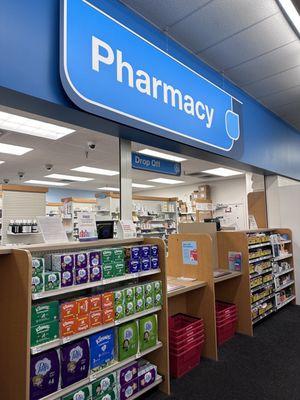CVS Pharmacy, 3780 Willow Rd, Northbrook, IL 60062, US - MapQuest