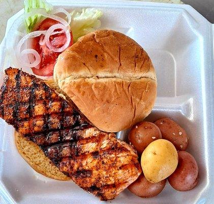 Macaroni's Grill on Wheels