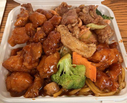 Pepper chicken, chicken and broccoli, bourbon chicken, orange chicken, chicken and mushrooms, and Lo Mein