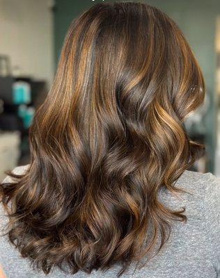 All-over color & dimensional bronde balayage by @iris_salonmood