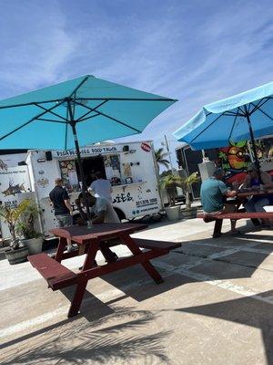 Fish Bellies Food Truck