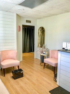 Fresh Facials & Feet