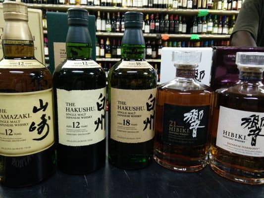 Rare hibiki 21 yr and hakushu 18 yr japaneae whisky