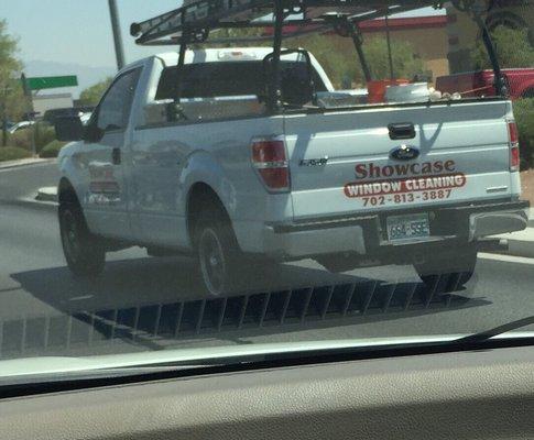 Showcase Window Cleaning