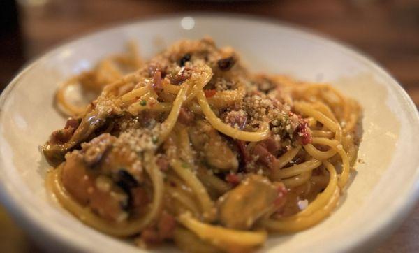 Bucatini with mussels and chorizo