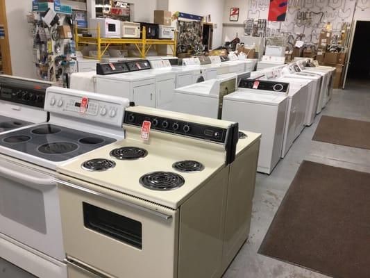 Pine Plaza TV & Appliance