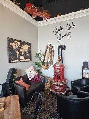 Stumbled on this cute coffee shop. So many options to choose from. The vibe and the hosts were perfect