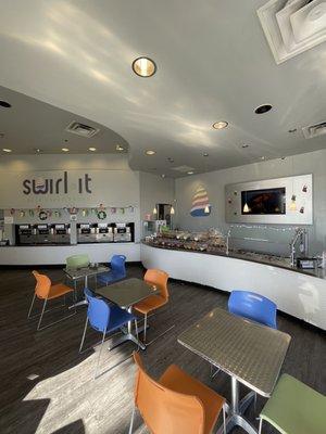 Swirl It Self Serve Frozen Yogurt