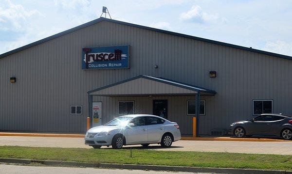 Truscelli Collision & Repair