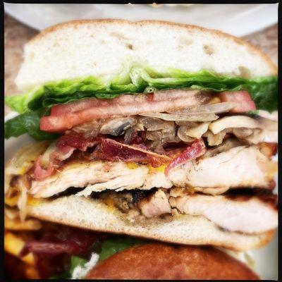 Dietz chicken sandwich (bacon, lettuce, tomato, onion, mushroom, cheddar cheese)