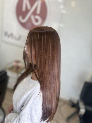 * "This isn't just brown--it's a copper-kissed masterpiece."