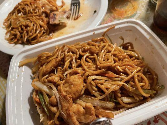 Chicken Lo Mein was fine w friend. Also ordered Scallion Pancake that she enjoyed.