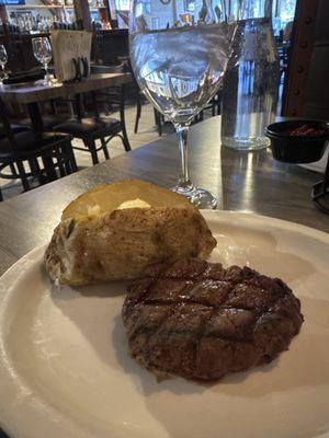 6pm Filet with baked potato
